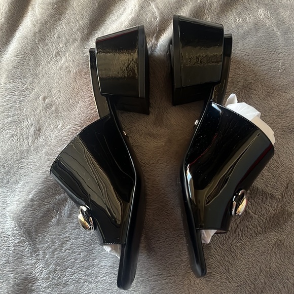 GUCCI Horsebit Accent Patent Leather Mules Slides 543188 - Picture 6 of 17